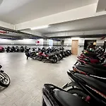Yours Apartment - Airport