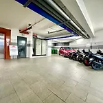 Yours Apartment - Airport